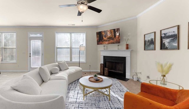 Spacious 5B3B｜Lush Backyard｜Garage & Street Parking｜Newly Renovated #41985