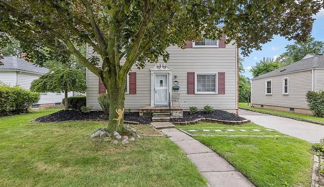 Spacious 5BR/2BA-5x55" TV-Super Fast Fiber Internet-Royal Oak DT-Prime Location