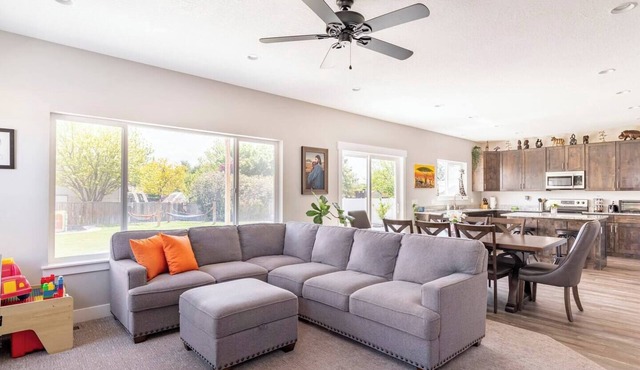 Spacious 5BR Retreat for Families & Kids