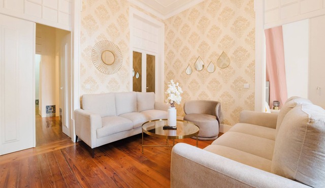 Spacious - 6 Bed - Super Central - lux