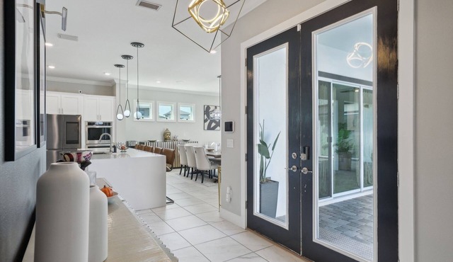 Spacious 7-bedroom Luxury Home with Pool, EV Charge