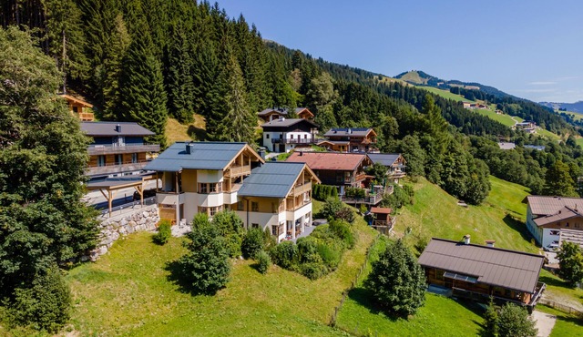 Spacious apartment with beautiful views and sauna