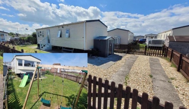 Spacious accomodation 188 Unity Beach sleeps 6 Centrally located Pet friendly Pets Stay Free