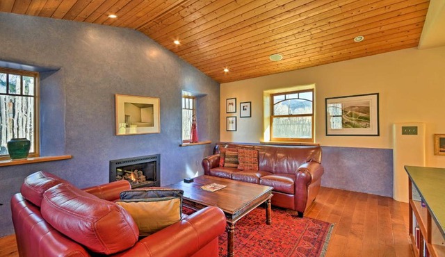 Spacious Adobe Home < 1 Mi to Downtown Taos!