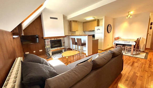 Spacious and bright duplex in Esterrri d'Àneu