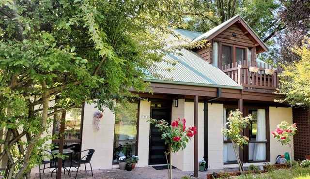 Spacious and Central 5 bedroom Home