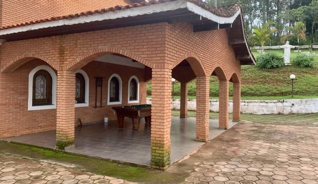 Spacious and comfortable property for leisure activities for more than 16 people.