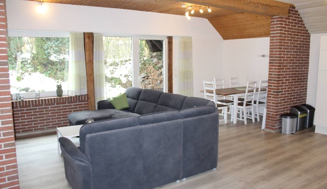 Spacious and comfortable apartment in a quiet location in the UNESCO Geopark Vulkaneifel