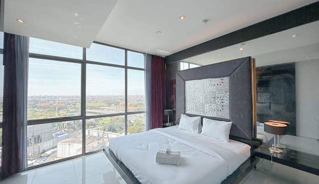 Spacious And Comfortable Living 3Br Apartment At Aryaduta Residence