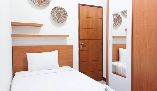 Spacious And Comfortable 3Br Vida View Makassar Apartment