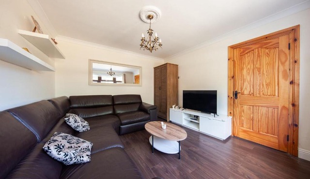 Spacious and convenient 3 bed property in Swords