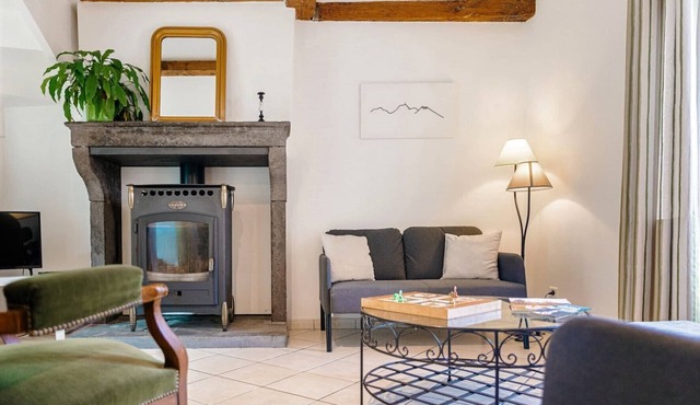 Spacious and Cosy house between Lakes, Volcanoes, and Heritage!