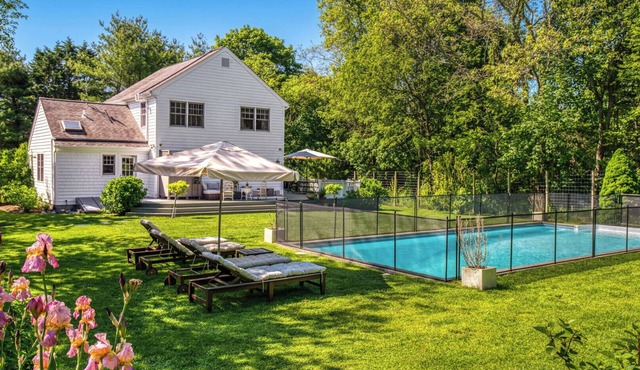 Spacious and Cozy Centrally Located Hamptons Home with Pool, Close to.