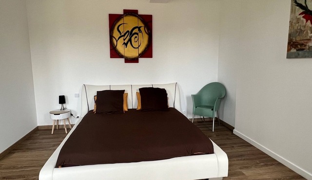 Spacious and modern gîte in a quiet city centre