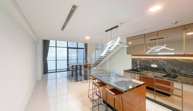 Spacious and Modern Studio SOHO Apartment at VieLoft SOHO and SKY Residence