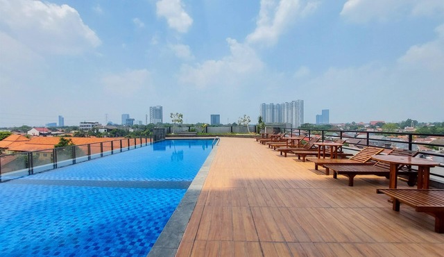 Spacious And Wonderful 1Br Tamansari Bintaro Mansion Apartment