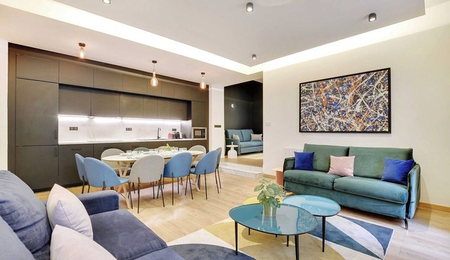 Spacious apartment - 2B/10P - AC - MARAIS