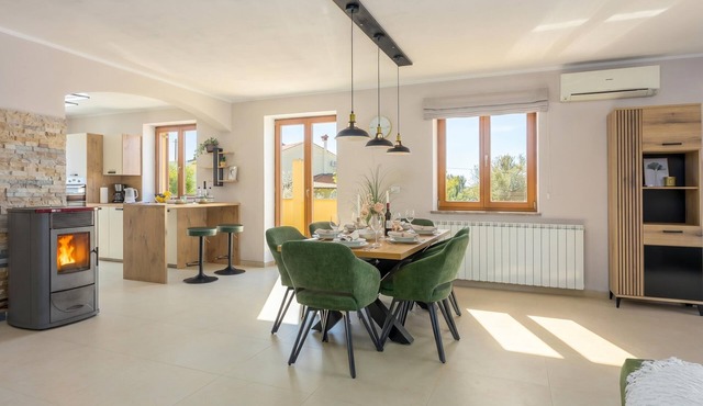 Spacious Apartment Double D, Koper, Slovenia