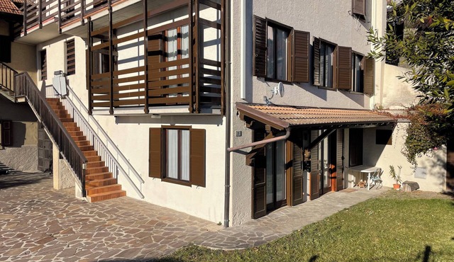 Spacious apartment for 6 people 3 rooms at the foot of the Brenta Dolomites