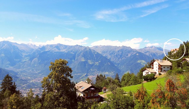 Spacious apartment in a sunny, stunning panoramic location above Meran
