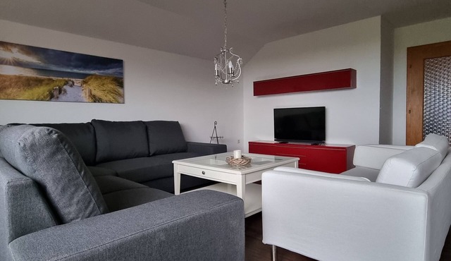 spacious apartment with terrace, no mass tourism, WiFi, no city tax