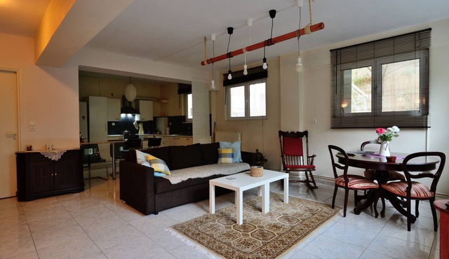 Spacious appartment near metro
