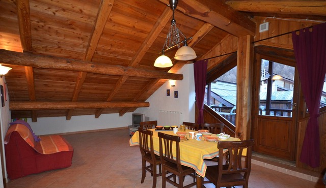 Spacious attic with two bathrooms