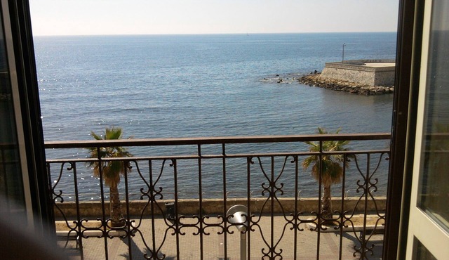 Spacious beachfront apartment