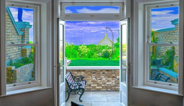 Spacious Beachfront Getaway with Stunning Ocean Views & Parking