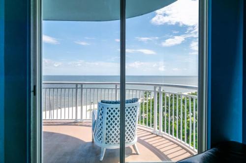 Spacious Beachview End Unit in Legacy Tower 2 -809 - 3 bedroom 3 bath condo