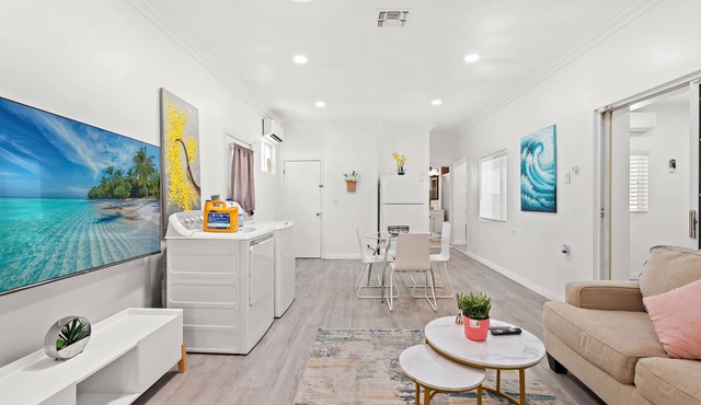 Spacious Bright Home Fully Equipped