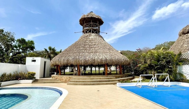Spacious cabin with pool and kiosk in Palmarito