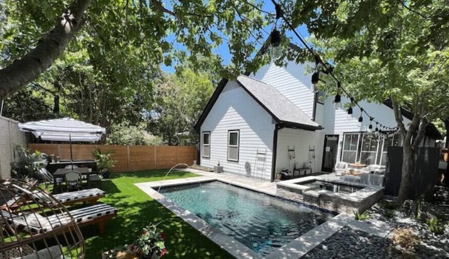 Spacious Central Austin Home with Hot Tub & Pool