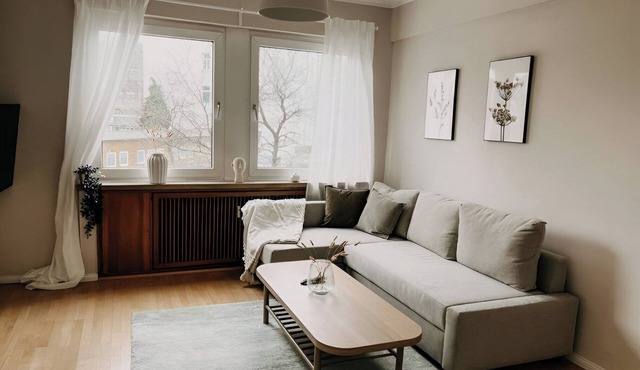 Spacious, central, close to the trade fair! BE1R