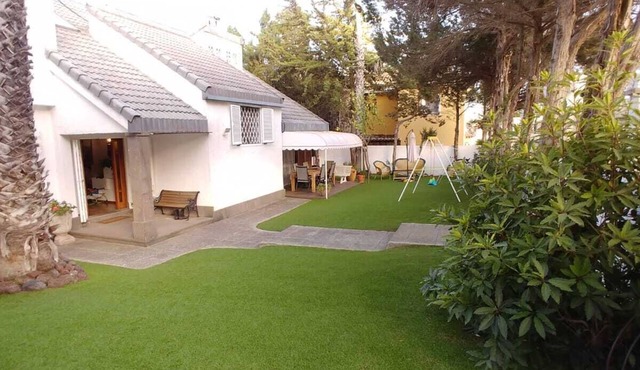 Spacious chalet, piano, solar energy, wifi, quality