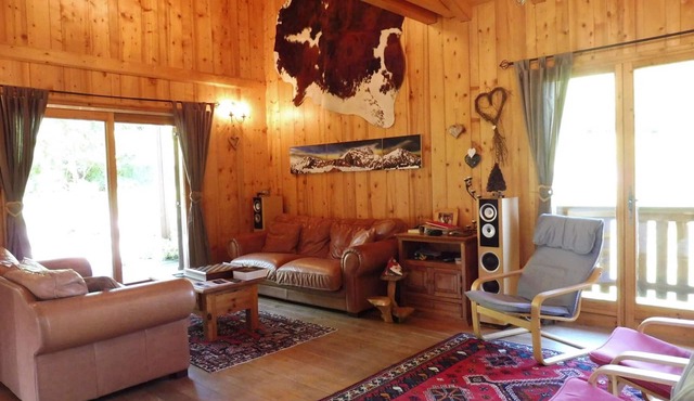 Spacious chalet in Crest-Voland - 12 ppl, parking, wifi