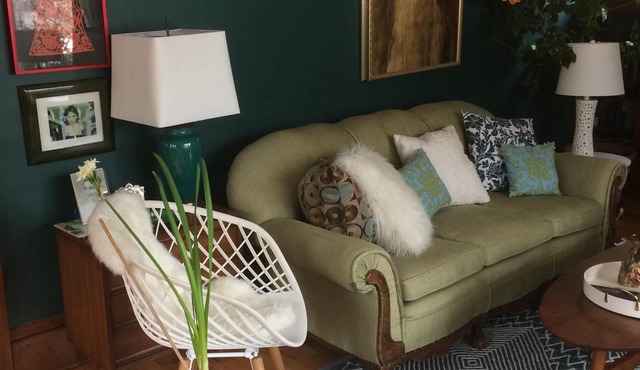 Spacious, charming, near Lake Harriet and Minnhaha Parkway, uptown, downtown