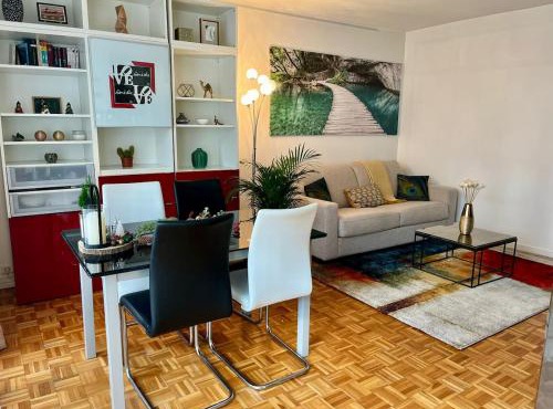 Spacious & Cozy 30 m2 Studio near Eiffel Tower