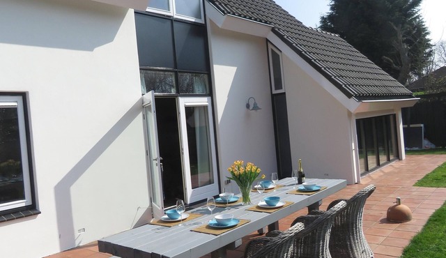 Spacious cozy and comfortable villa (135m²) by the beach and dunes