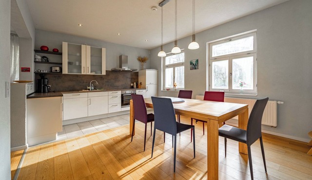 Spacious, cozy, perfect for families and friends