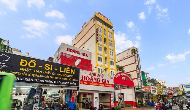 Spacious Deluxe Family Stay in Tan Phu