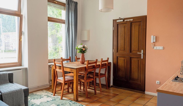 Spacious design apartment near the Estrel Hotel