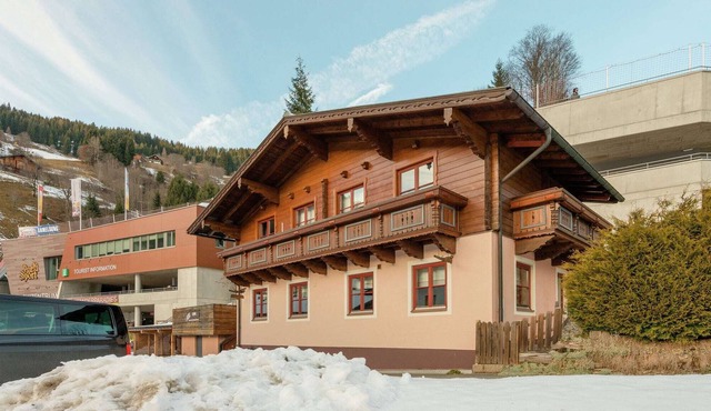 Spacious detached chalet in Dienten/Salzburgerland close to the slopes