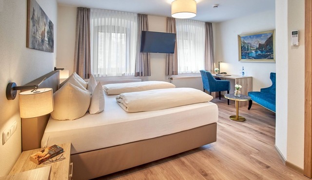 Spacious double room "Theresia" (22sqm) with small living area