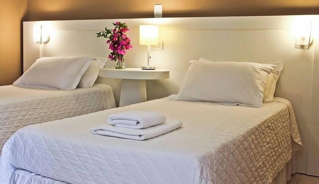 Spacious Double Twin Room with Lush Forests, Hiking Trails and River Walks