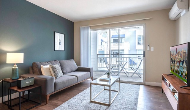 Spacious DT Mountain View 2BR w/Gym, Pool, Parking, W/D by Blueground