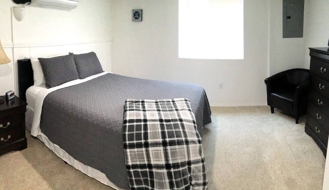 Spacious Duplex, Central Location 3/2 #4017B