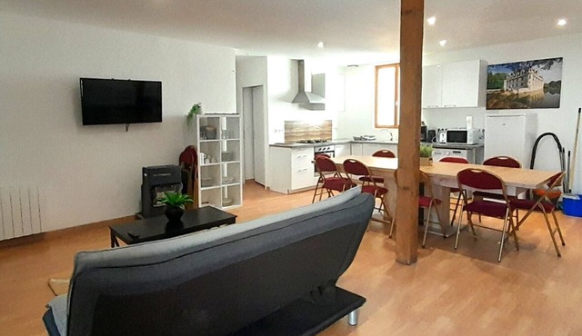 Spacious duplex 6 Bedrooms/Azay
