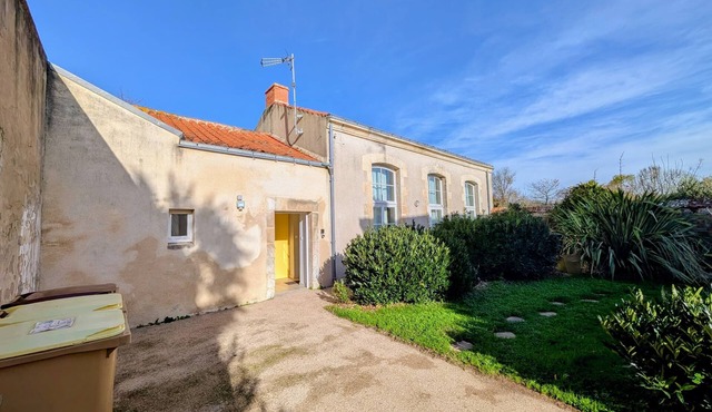 Spacious duplex house in Grosbreuil