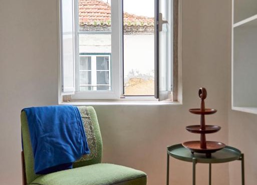 Spacious Duplex with Terrace